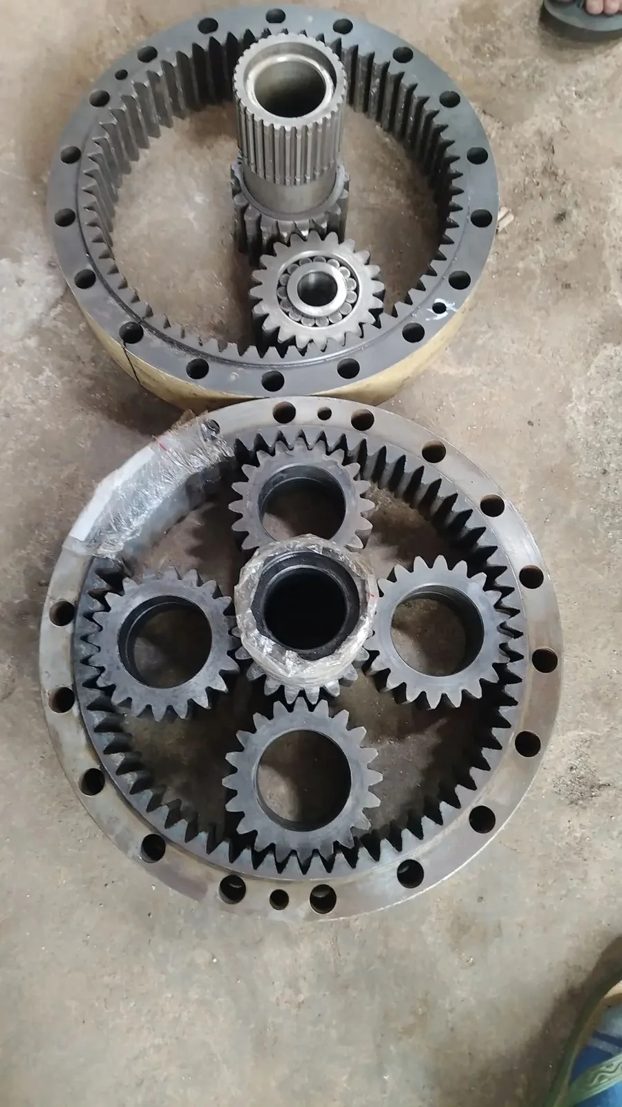 Gear & Komponen Transmisi — contoh hasil pekerjaan